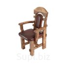 Кресло под старину "Ришелье" кресло выполнено из массива сосны. Все элементы изделия состаренные, данная технология придает изделию старинный благородный вид. …