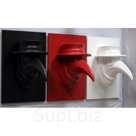 Голова чумного доктора. Материалы: основание дерево, голова гипс. Размер основания 40*60 см.