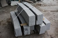 Бордюр гранитный ГП-1 R (радиусный), любой радиус, размер 150*L*300 мм