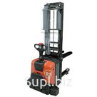 Штабелер с платформой оператора BT Staxio SPE200 / SPE200L