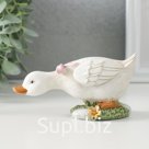Фигурка полистоун «Гусёнок с розовым бантом на полянке», 12×5.5×5.5 см