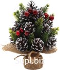 Decorative spruce "Gifts of the Forest" with berries and cones. Size: 15x15x17 cm.