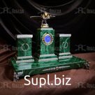 Часы из малахита