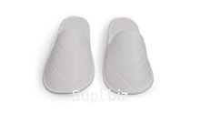 Тапки АК закрытый мыс белые стеганый спанбонд кор.