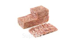 Продукт из мяса свинины мясной вареный РУЛЕТ ПРЯНЫЙ С ЧЕСНОЧКОМ ОСОБЫЙ