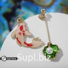 Серьги с эмалью «Ночь» рыбка с ракушкой, цвет красно-зелёный в золоте